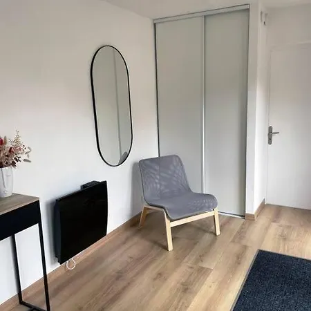 Holiday home Offmaison De *